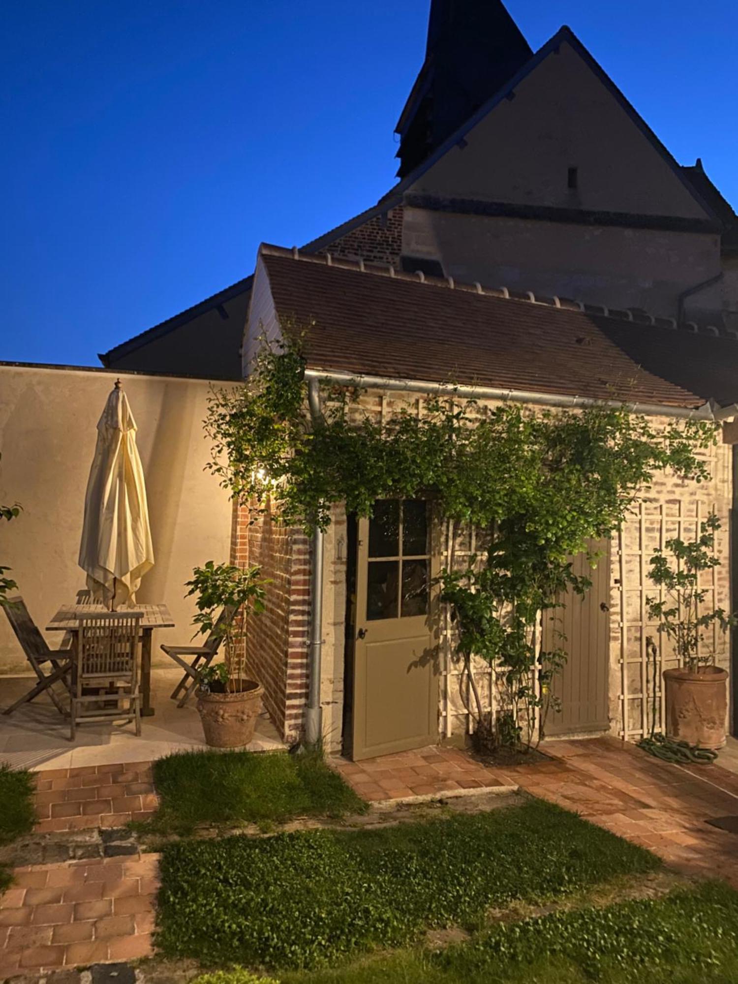 Les Hortensias Canly Exterior photo